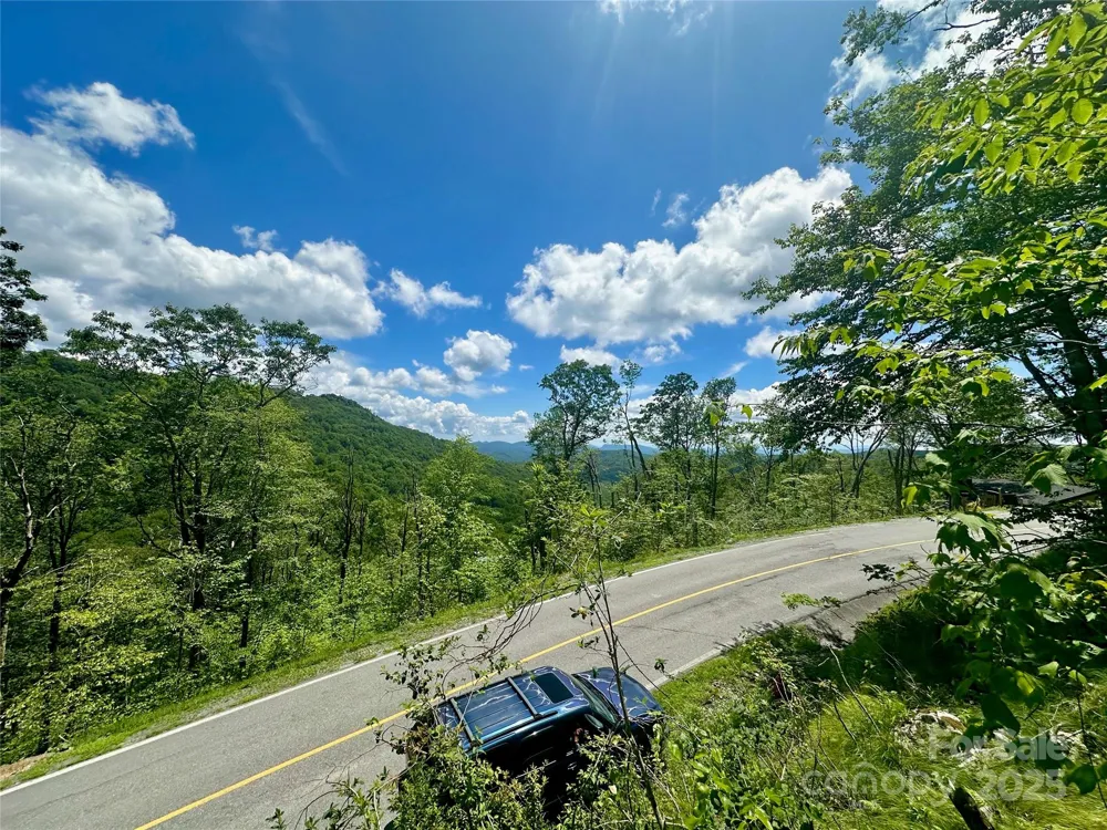 255/256 Grouse Moor Drive #255/256 Sugar Mountain, NC 28604