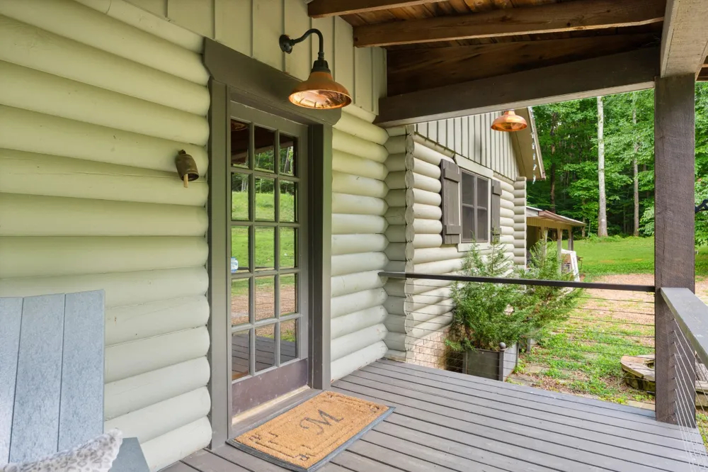 1261 S Cedar Lane Chickamauga, GA 30707