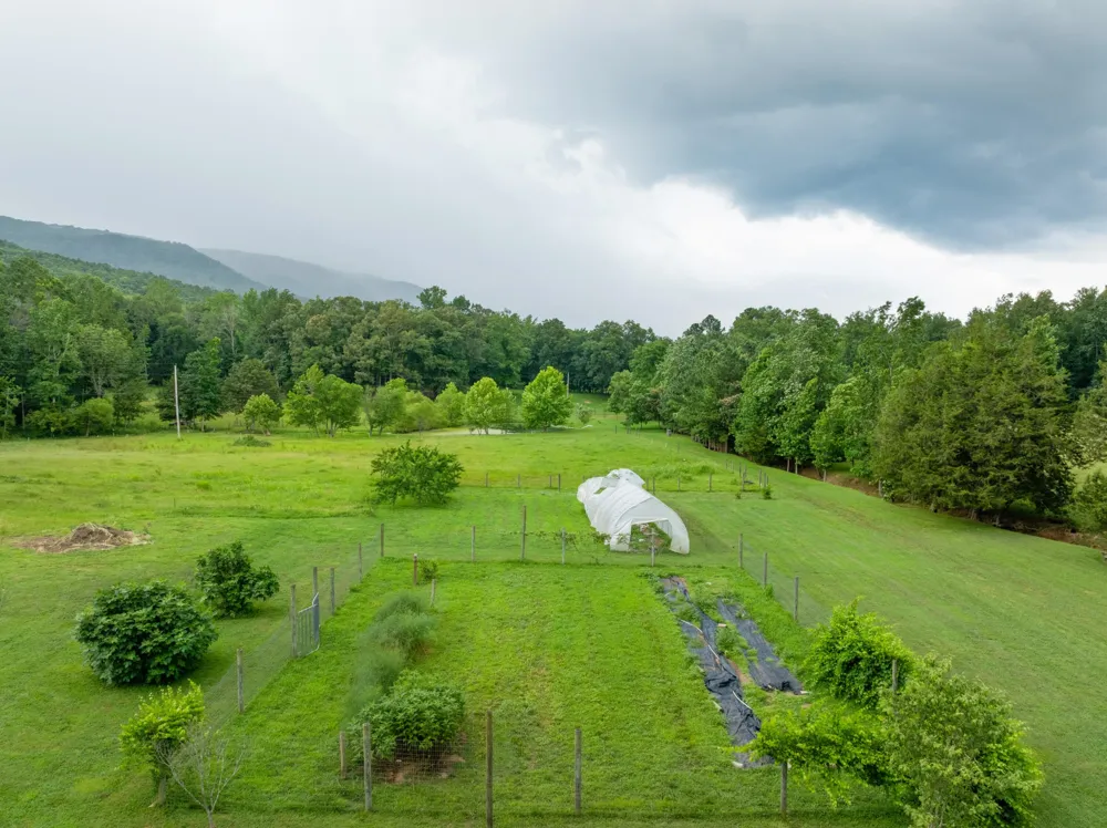 1261 S Cedar Lane Chickamauga, GA 30707