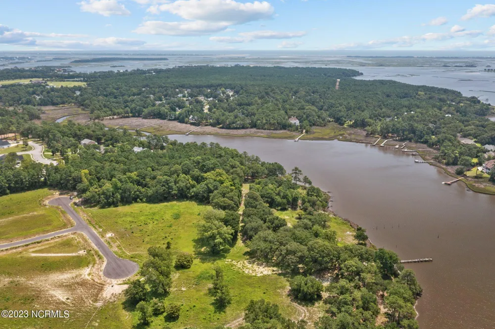 405 Red Drum Way W Swansboro, NC 28584