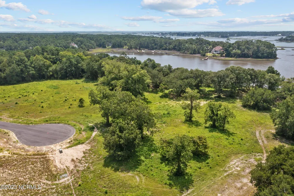 502 Red Drum Way E Swansboro, NC 28584