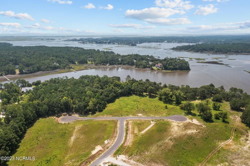502 Red Drum Way E Swansboro, NC 28584