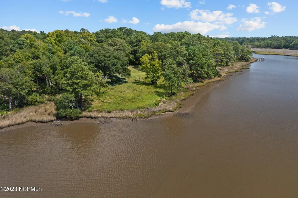 502 Red Drum Way E Swansboro, NC 28584