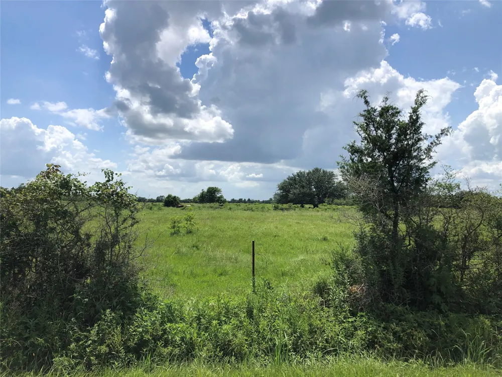 County Road 182 Raywood, TX 77582