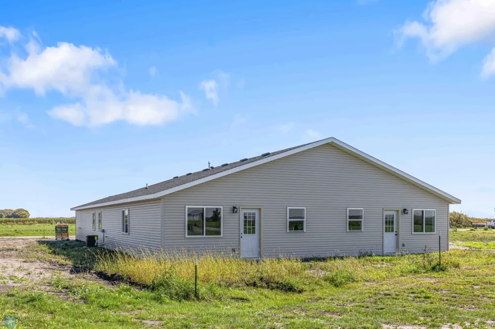 1513 Parke Avenue S Glyndon, MN 56547