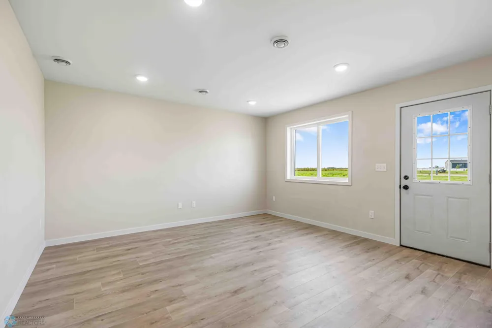 1513 Parke Avenue S Glyndon, MN 56547