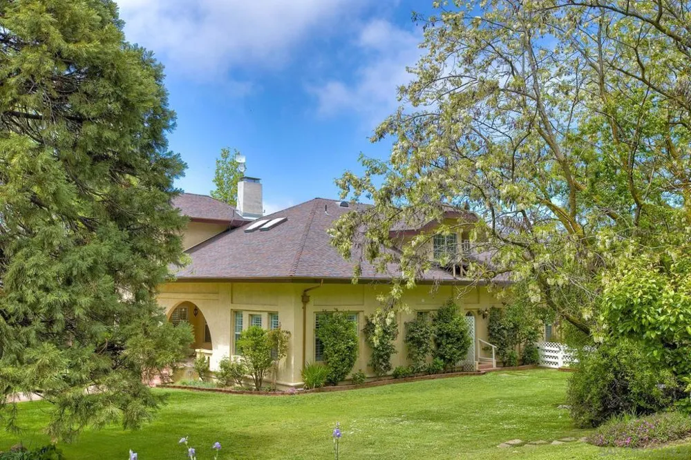 20121 Highway 76 Pauma Valley, CA 92061