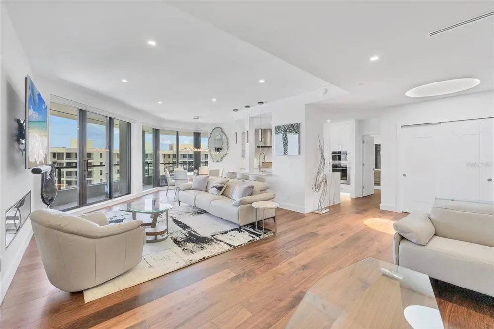 1211 GULF OF MEXICO DRIVE #1005 Longboat Key, FL 34228