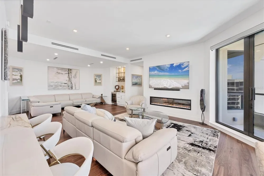 1211 GULF OF MEXICO DRIVE #1005 Longboat Key, FL 34228