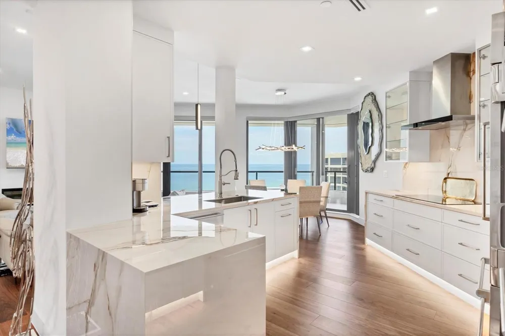 1211 GULF OF MEXICO DRIVE #1005 Longboat Key, FL 34228