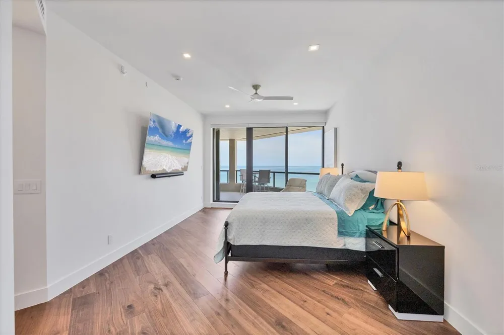 1211 GULF OF MEXICO DRIVE #1005 Longboat Key, FL 34228