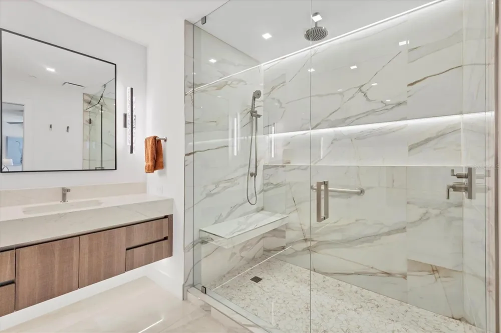 1211 GULF OF MEXICO DRIVE #1005 Longboat Key, FL 34228