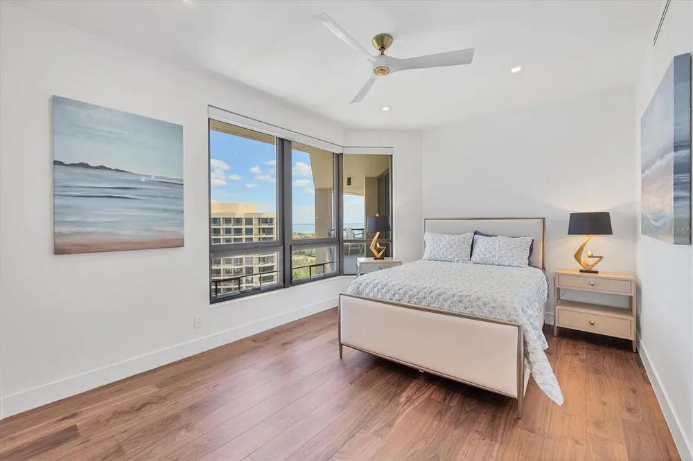 1211 GULF OF MEXICO DRIVE #1005 Longboat Key, FL 34228