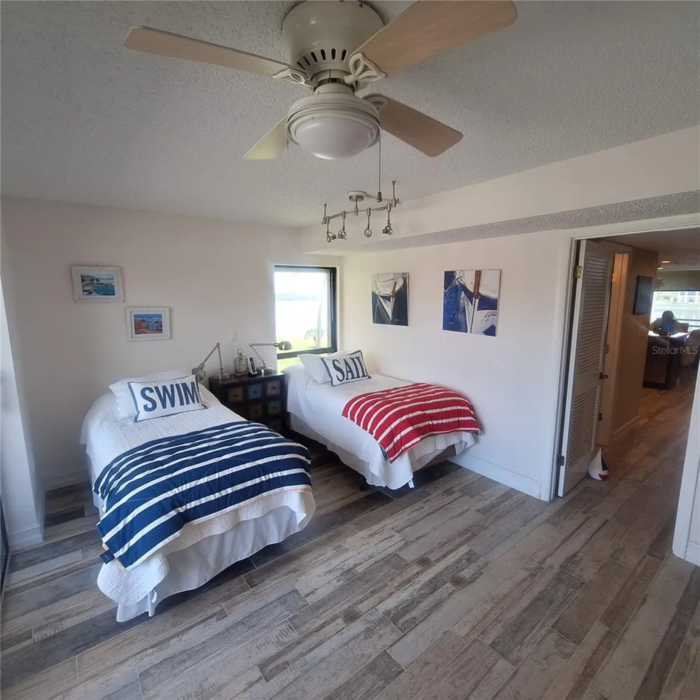 132 1ST STREET E #101 Tierra Verde, FL 33715