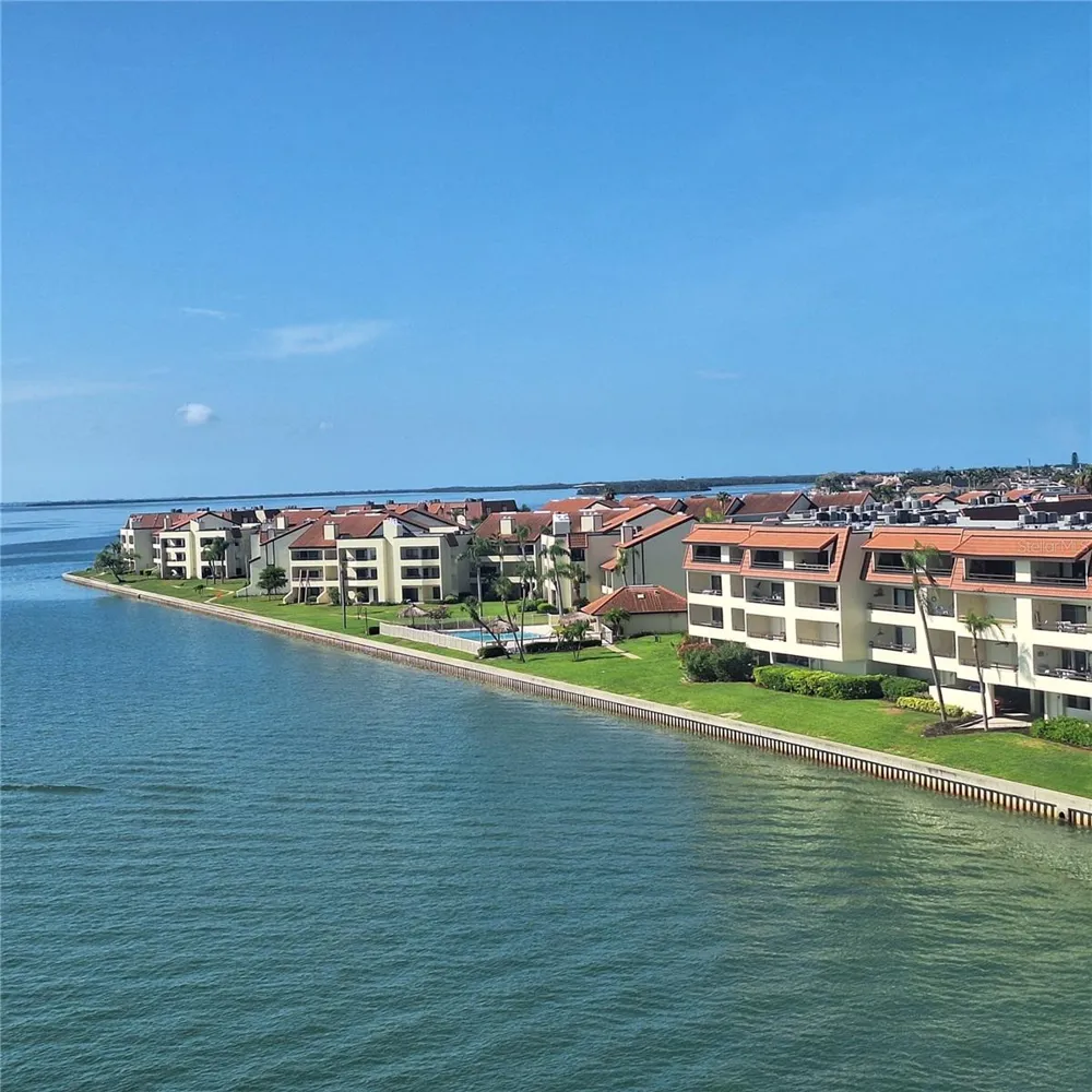 132 1ST STREET E #101 Tierra Verde, FL 33715