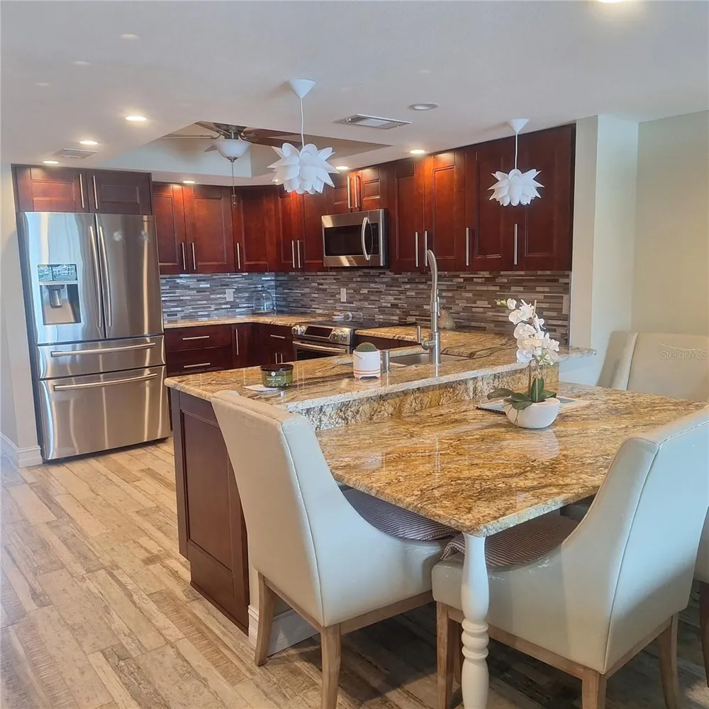 132 1ST STREET E #101 Tierra Verde, FL 33715