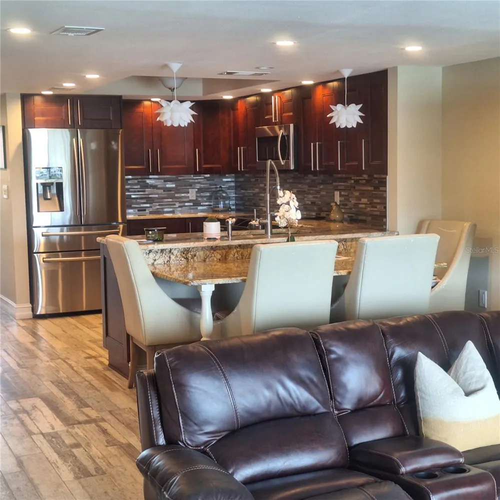 132 1ST STREET E #101 Tierra Verde, FL 33715