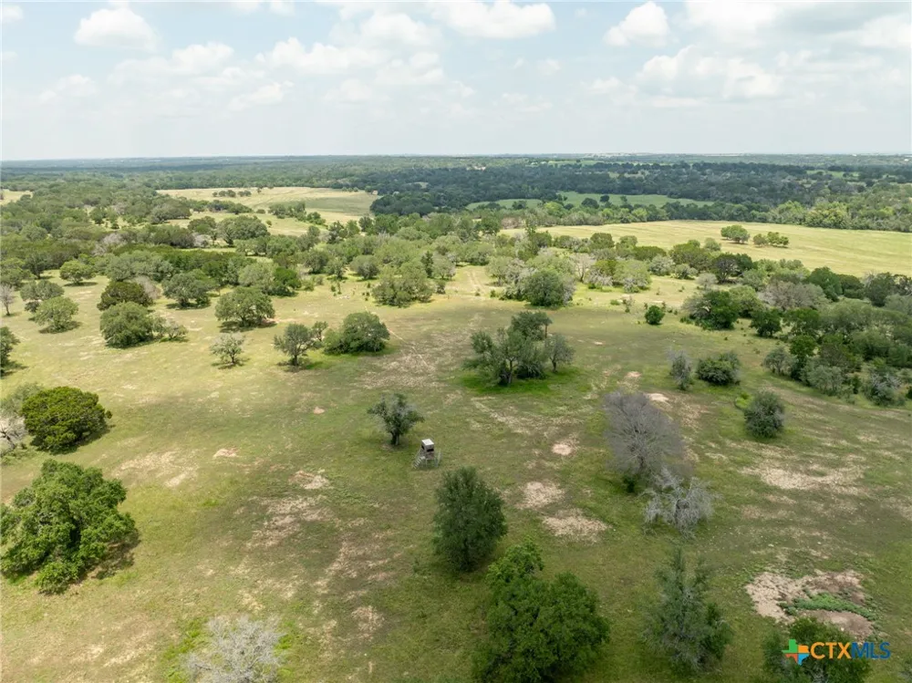 5315 Fm 932 Jonesboro, TX 76538