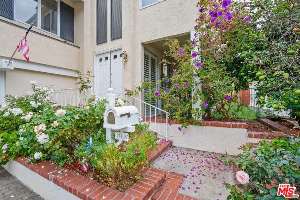 17175 Avenida De Santa Ynez Pacific Palisades, CA 90272