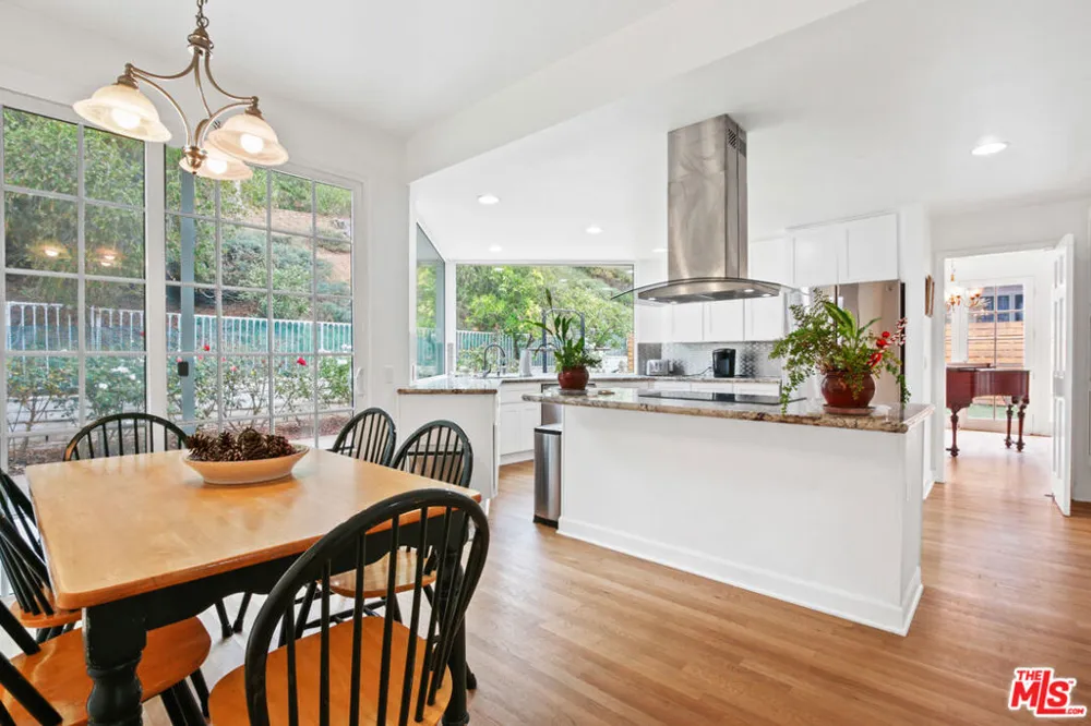 17175 Avenida De Santa Ynez Pacific Palisades, CA 90272