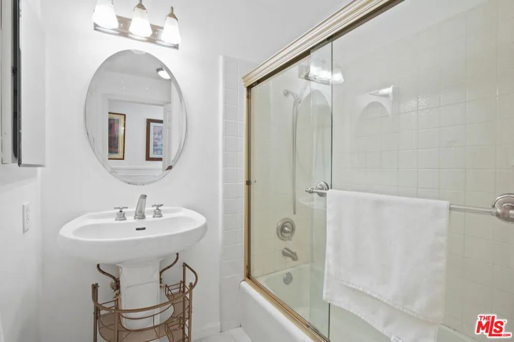 17175 Avenida De Santa Ynez Pacific Palisades, CA 90272