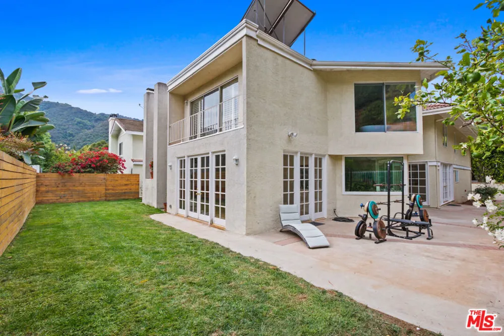17175 Avenida De Santa Ynez Pacific Palisades, CA 90272