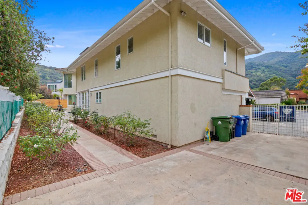 17175 Avenida De Santa Ynez Pacific Palisades, CA 90272