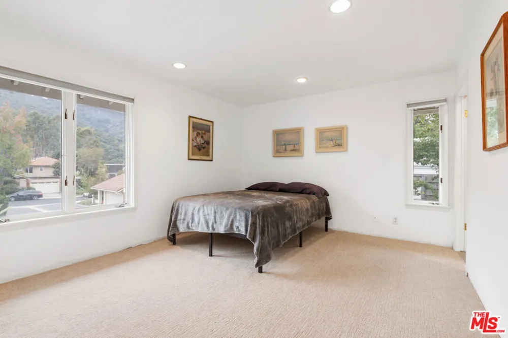 17175 Avenida De Santa Ynez Pacific Palisades, CA 90272