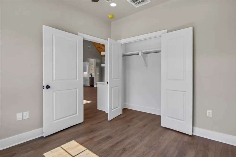 1001 Mallard Drive Lindale, TX 75771