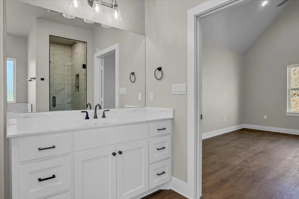 1001 Mallard Drive Lindale, TX 75771