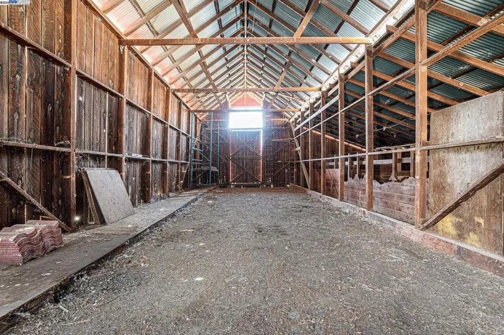 5799 Nortonville Pittsburg, CA 94565