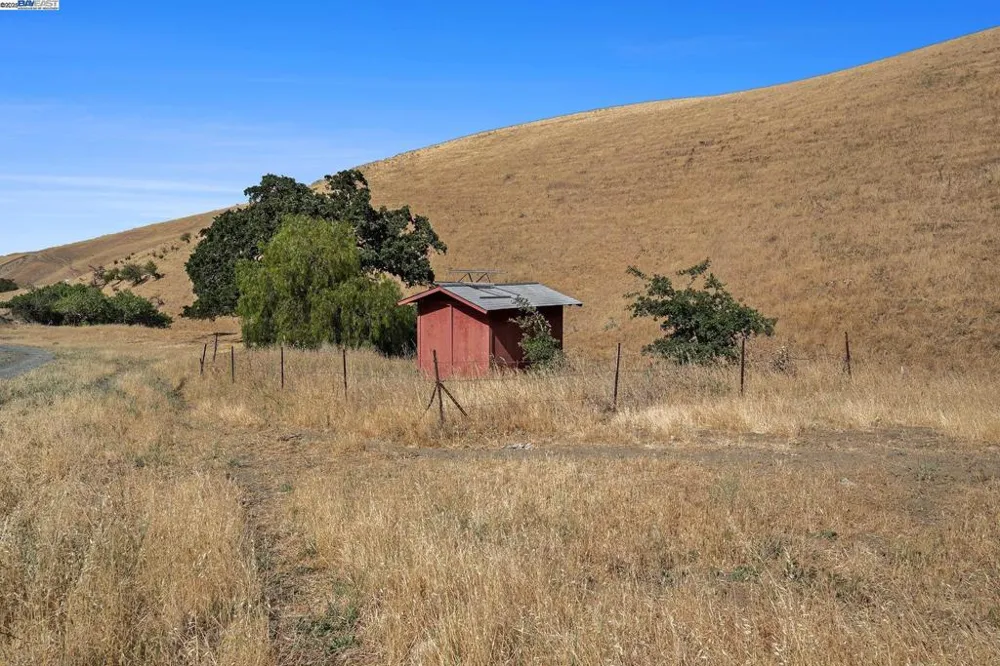 5799 Nortonville Pittsburg, CA 94565