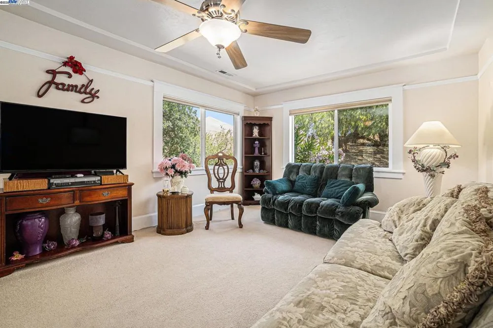5799 Nortonville Pittsburg, CA 94565