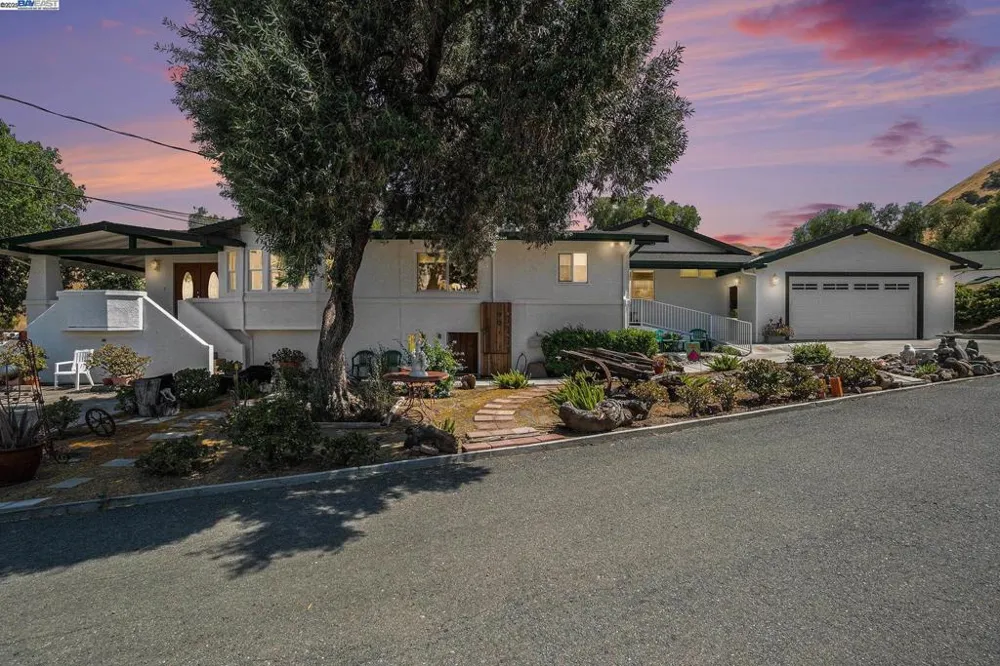 5799 Nortonville Pittsburg, CA 94565