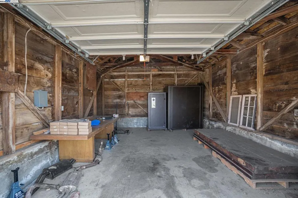 5799 Nortonville Pittsburg, CA 94565