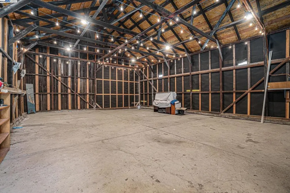 5799 Nortonville Pittsburg, CA 94565
