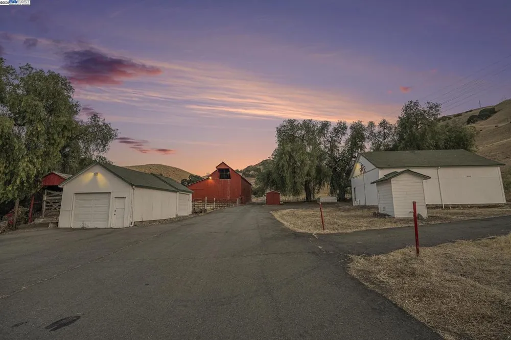 5799 Nortonville Pittsburg, CA 94565
