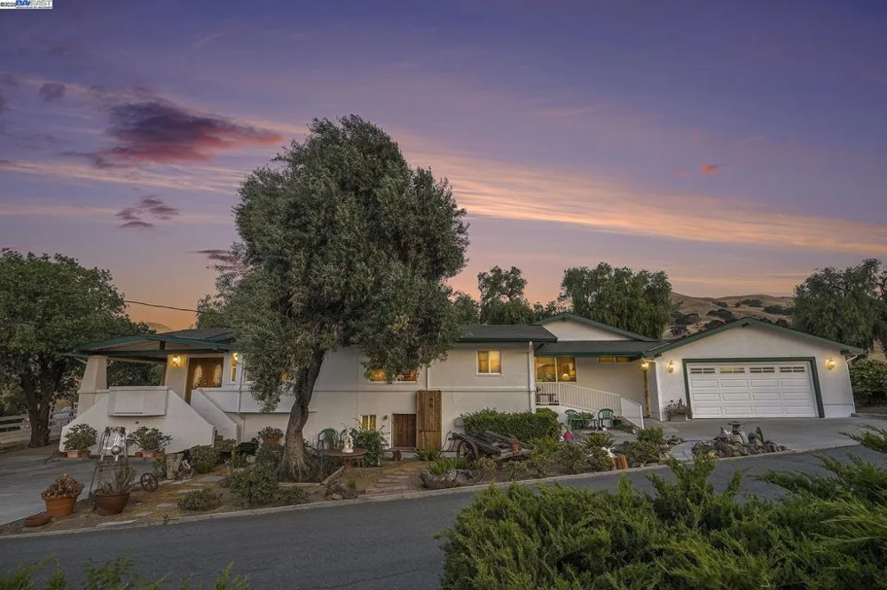 5799 Nortonville Pittsburg, CA 94565