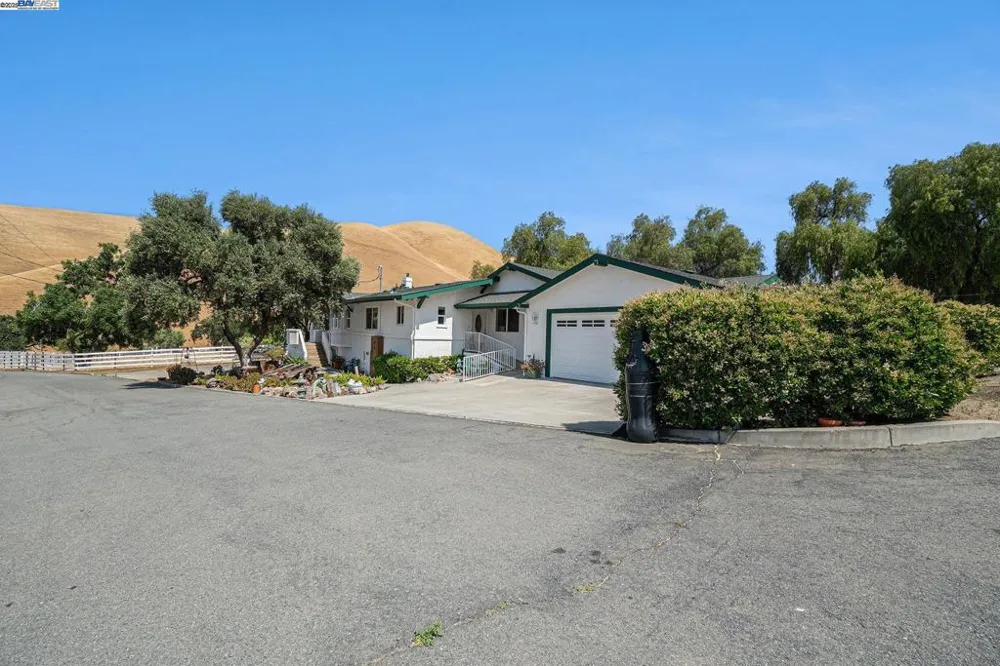 5799 Nortonville Pittsburg, CA 94565