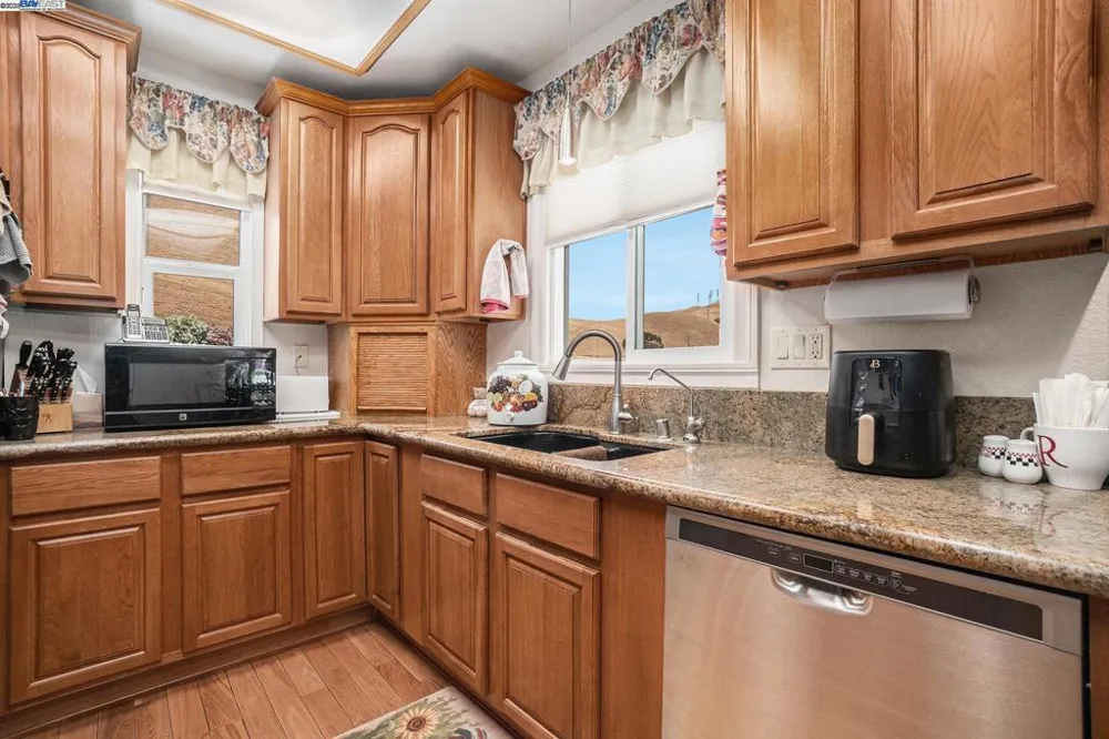 5799 Nortonville Pittsburg, CA 94565