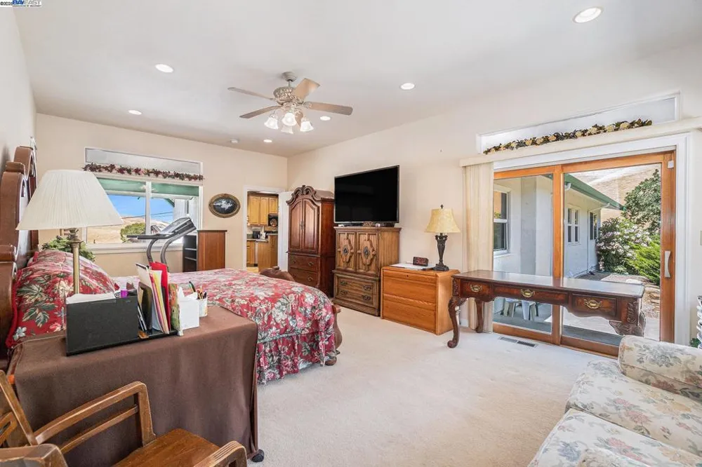 5799 Nortonville Pittsburg, CA 94565