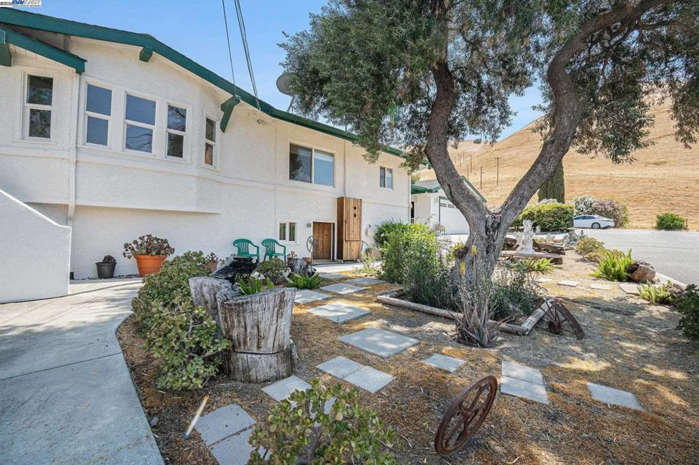 5799 Nortonville Pittsburg, CA 94565