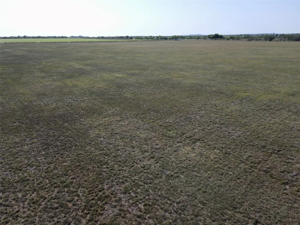 5 Hoffman Road Seguin, TX 78155