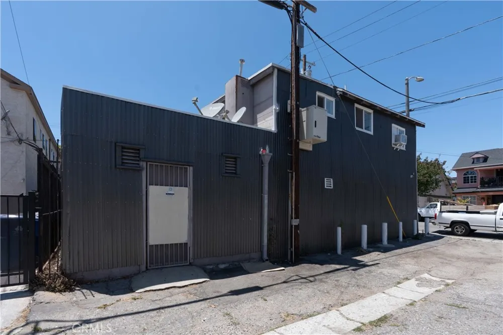 285 W 9th Street San Pedro, CA 90731