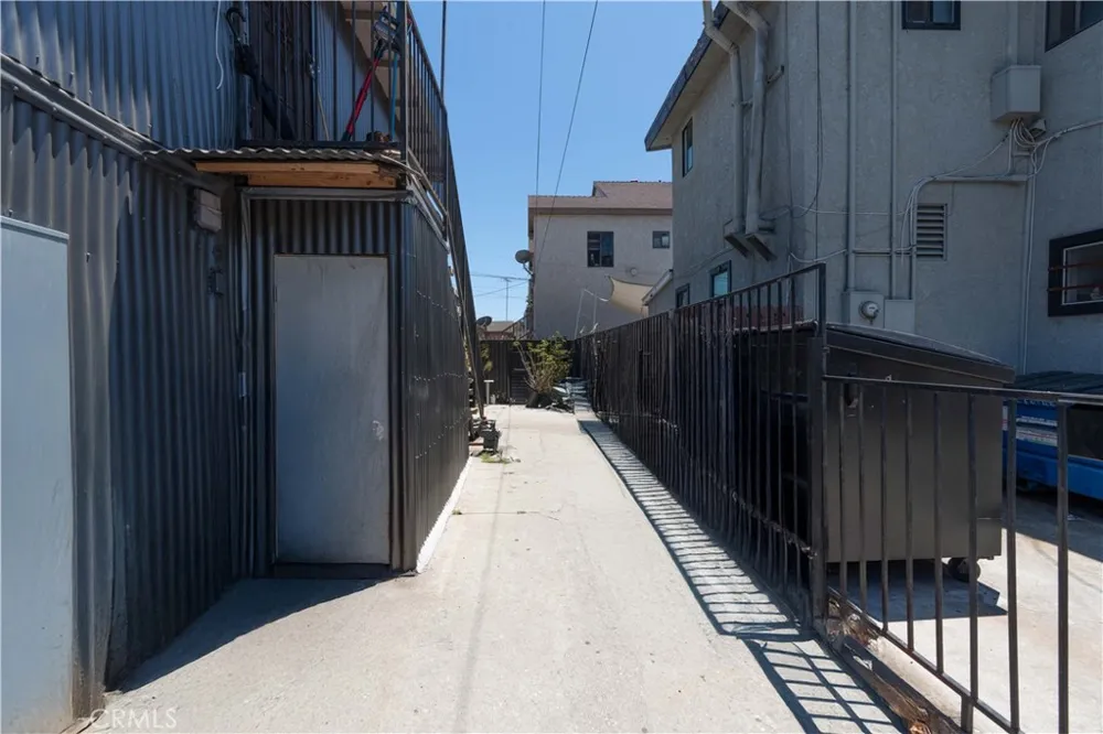 285 W 9th Street San Pedro, CA 90731