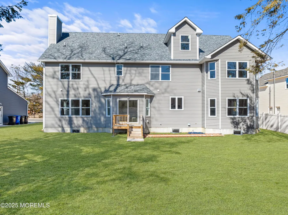 837 Naryshkin Way Toms River, NJ 08753