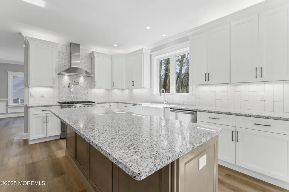 837 Naryshkin Way Toms River, NJ 08753