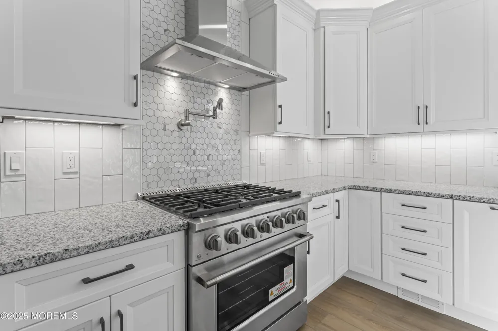 837 Naryshkin Way Toms River, NJ 08753