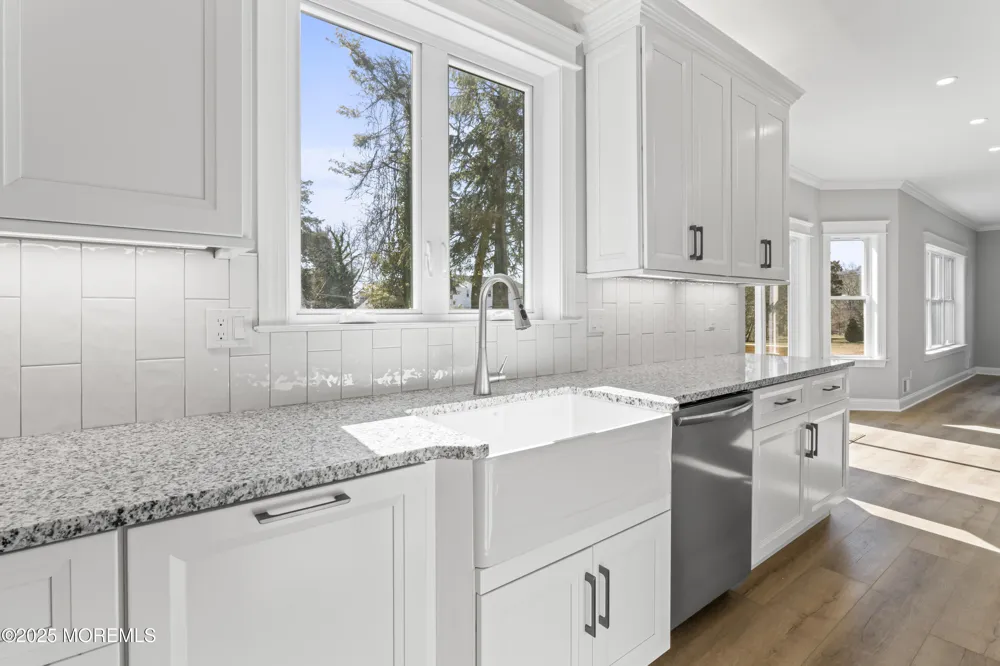 837 Naryshkin Way Toms River, NJ 08753