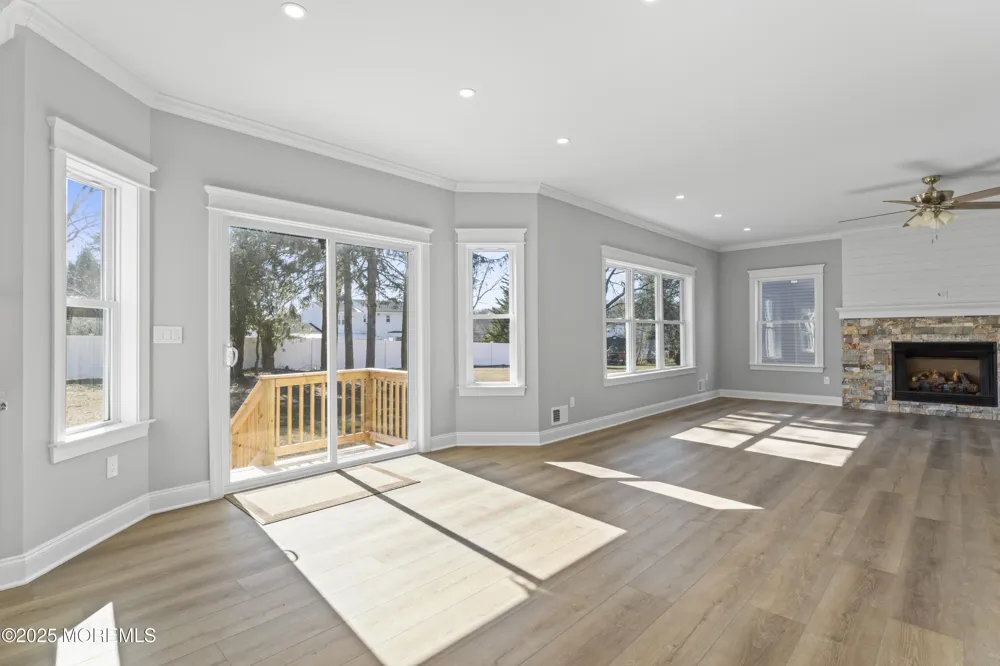 837 Naryshkin Way Toms River, NJ 08753